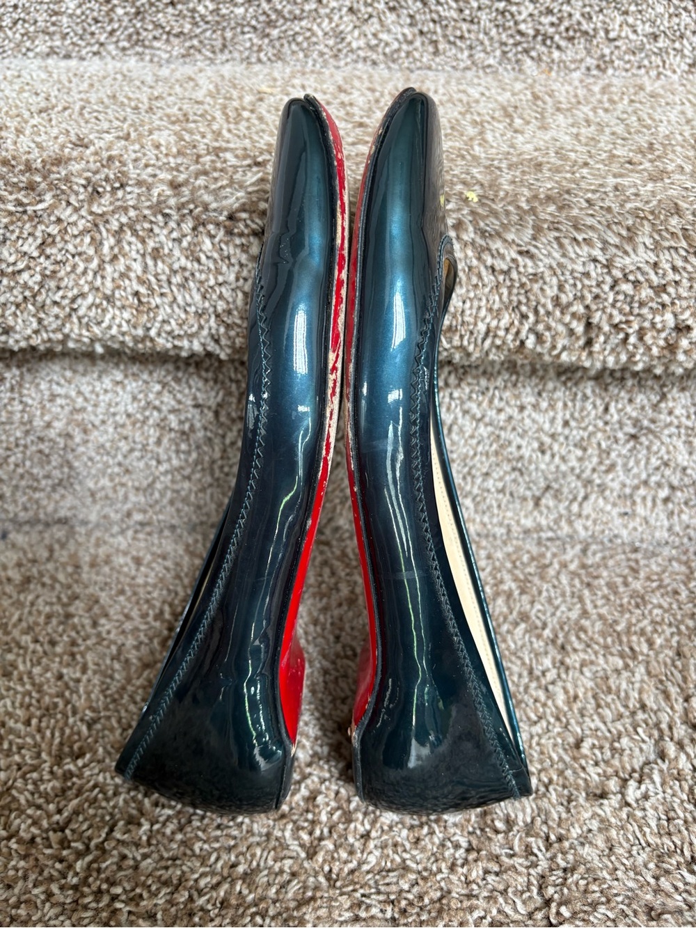 Christian Louboutin Emerald Green Women’s Patent Leather Square Toe Ballet Flats - Picture 10 of 14